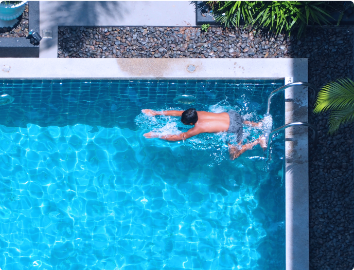 Foto in diretta della Swim University da una persona che nuota all'aperto
